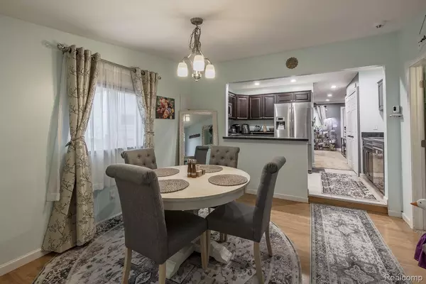 Auburn Hills, MI 48326,2515 James RD