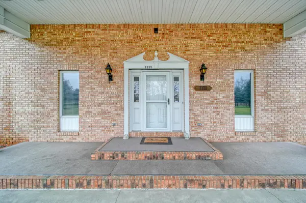 1111 N Lake Pleasant RD, Adams Twp, MI 49242