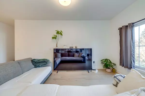 Halton Hills, ON L7G 0P7,3 Santa Barbara LN