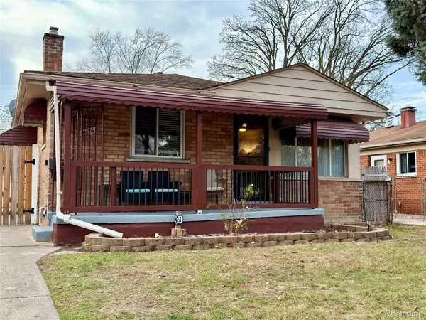 Dearborn Heights, MI 48125,4436 Gertrude ST