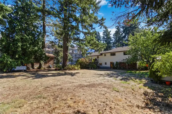 Langford, BC V9B 2N7,966 Jenkins Ave