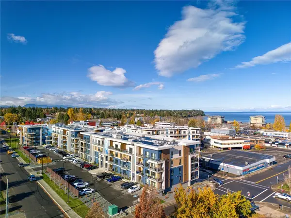 Parksville, BC V9P 0H6,120 Jensen Ave W #209