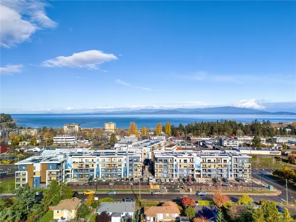 Parksville, BC V9P 0H6,120 Jensen Ave W #209