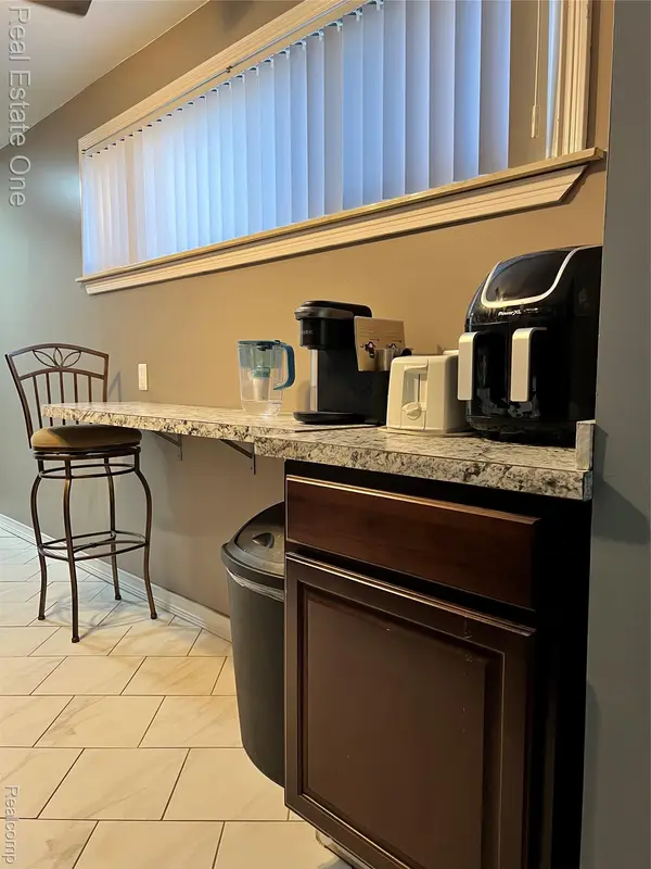 Melvindale, MI 48122,18859 Robert ST