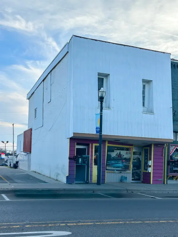 718 E Mount Morris ST, Mt Morris, MI 48458