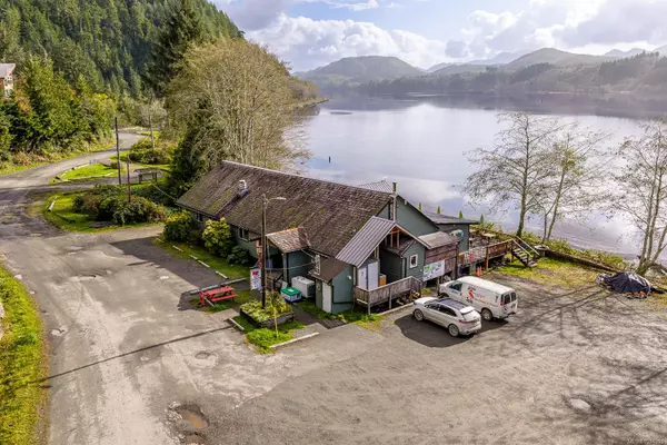 32 Hardy Way, Port Hardy, BC V0N 1Z0