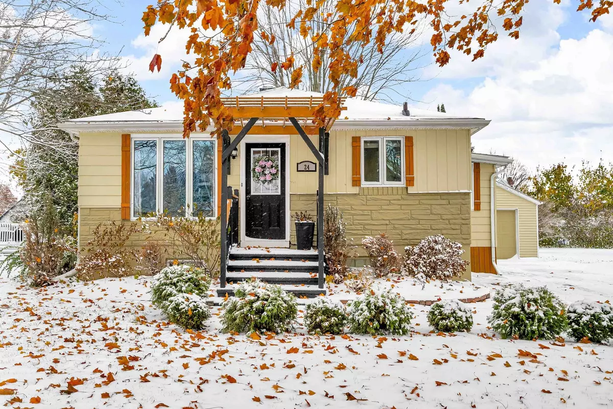 South Stormont, ON K0C 1P0,24 Bethune AVE