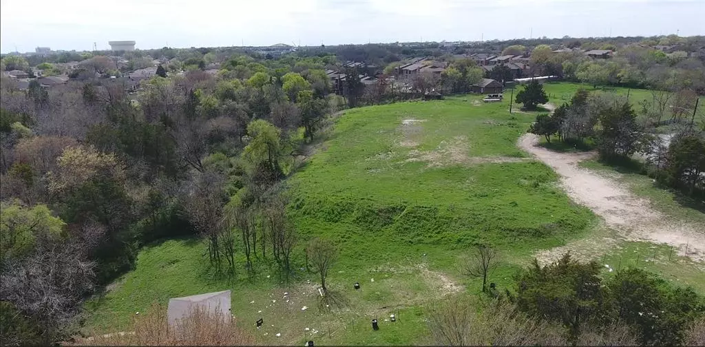 Dallas, TX 75237,4232 Corral Drive