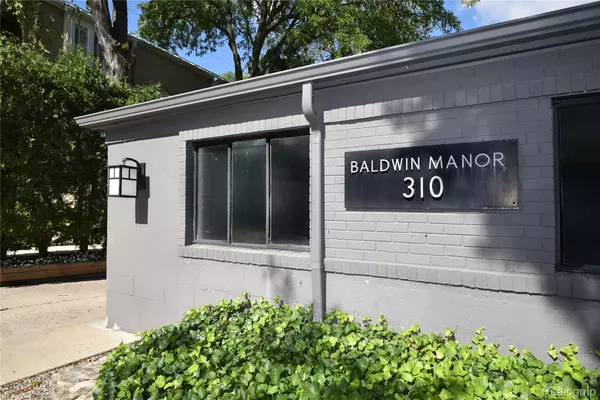 Birmingham, MI 48009,310 Southfield RD #4