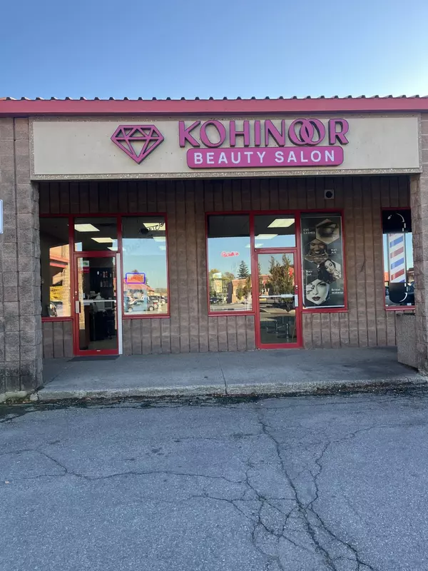 1070 Stone Church RD E, Hamilton, ON L8W 3K8