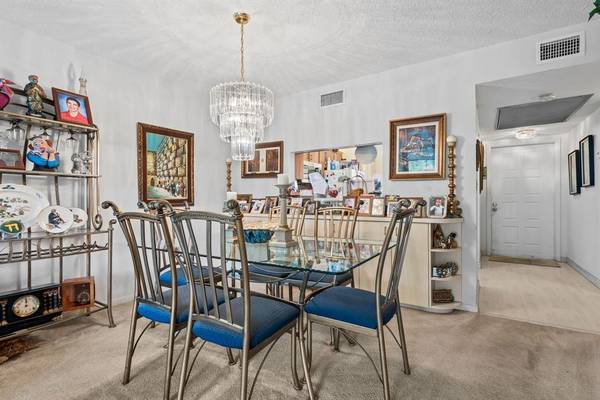 Pembroke Pines, FL 33026,1000 Colony Point Cir #311