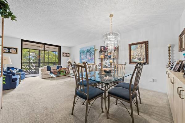 Pembroke Pines, FL 33026,1000 Colony Point Cir #311