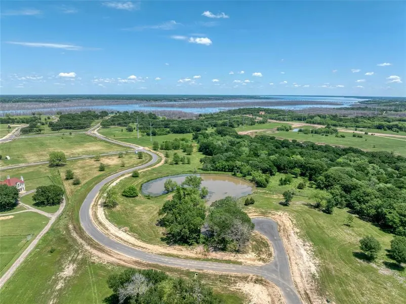 210 Waters Edge Way, Dodd City, TX 75438