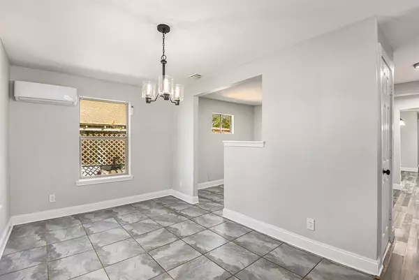 Fort Worth, TX 76106,3506 N Houston Street