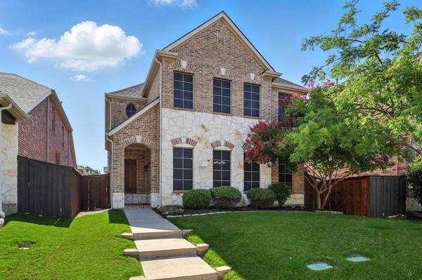 1532 Barksdale Drive,  Lewisville,  TX 75077