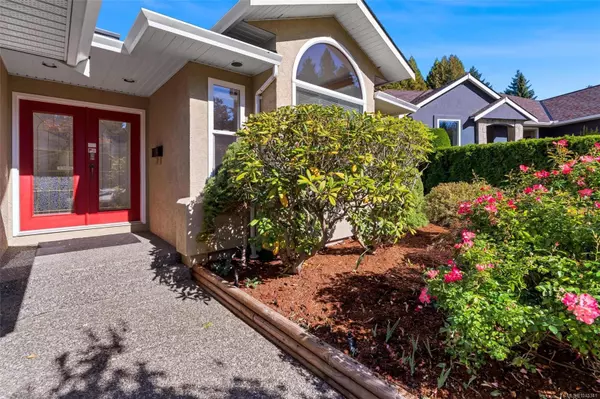 Saanich, BC V8Y 3J4,796 Worthington Pl