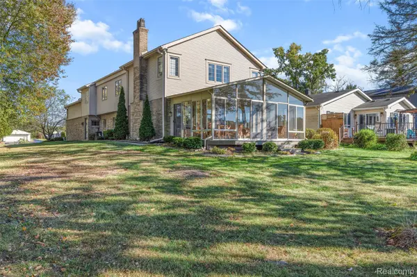 Fenton, MI 48430,6125 Mabley Hill RD