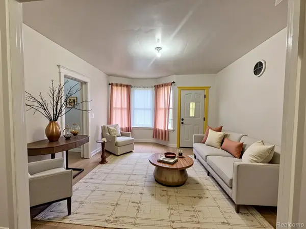 Detroit, MI 48212,3935 Caely ST