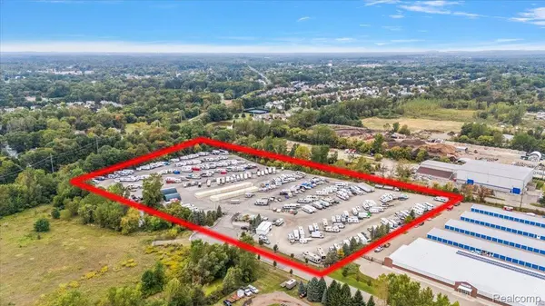 South Lyon, MI 48178,59120 Oasis Center DR