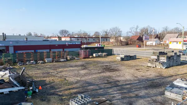 Detroit, MI 48227,15390 SCHAEFER