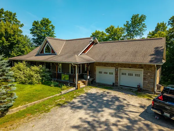 246 High ST, Georgian Bay, ON P0C 1H0