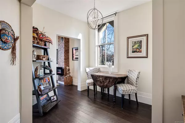 Victoria, BC V8V 3K9,1141 Fort St