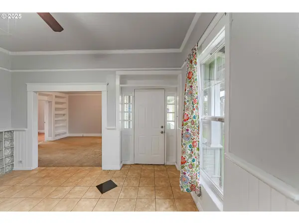 Eugene, OR 97402,211 MONROE ST