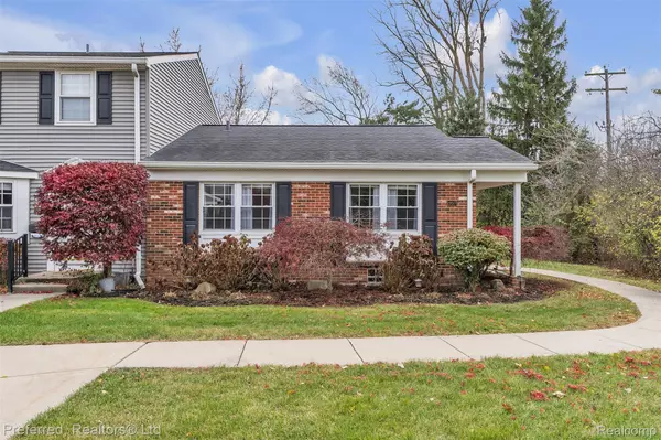 Northville, MI 48167,19517 Dartmouth PL