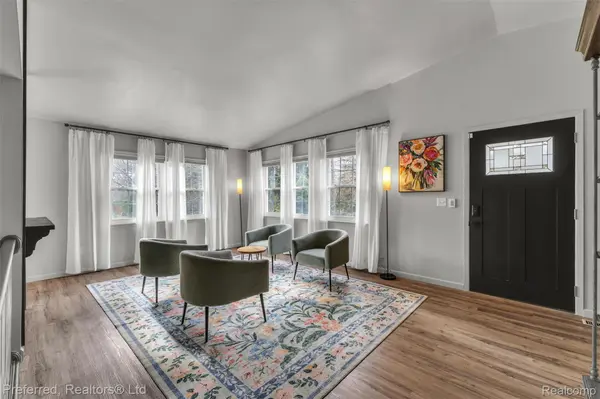 Northville, MI 48167,19517 Dartmouth PL