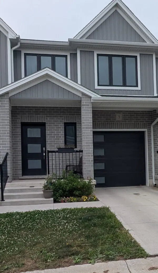 1 MILLER DR #3, Lucan Biddulph, ON N0M 2J0