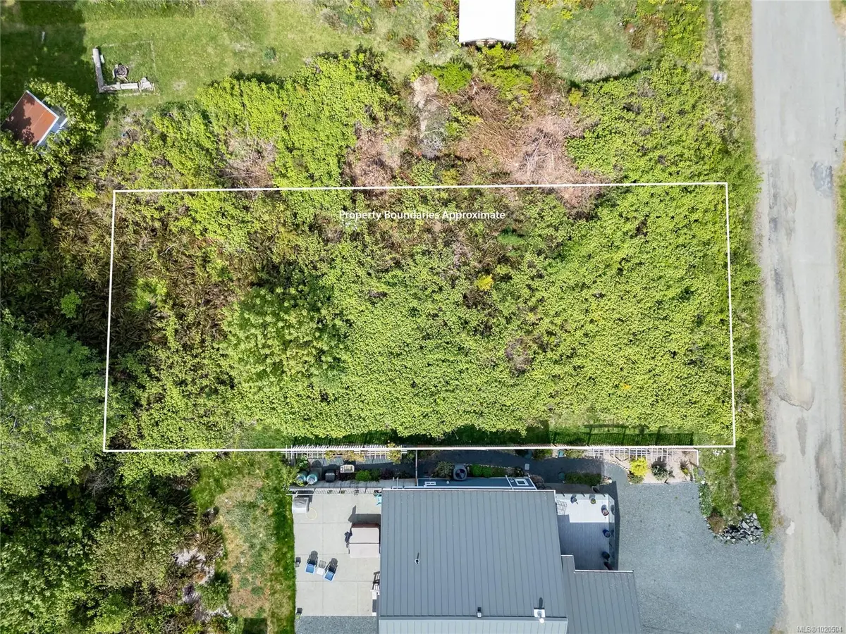 Union Bay, BC V0R 3B0,Lot 7 6th St