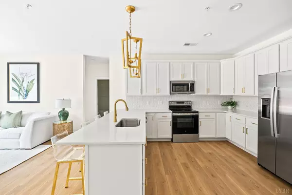 Lynchburg, VA 24502,420 Capstone DR