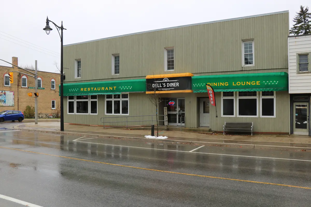 Minto, ON N0G 1M0,3 Elora ST