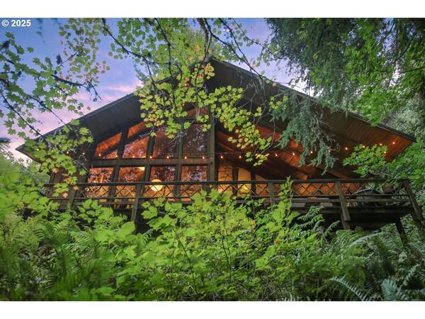 Clatskanie, OR 97016,71461 FISHHAWK RD