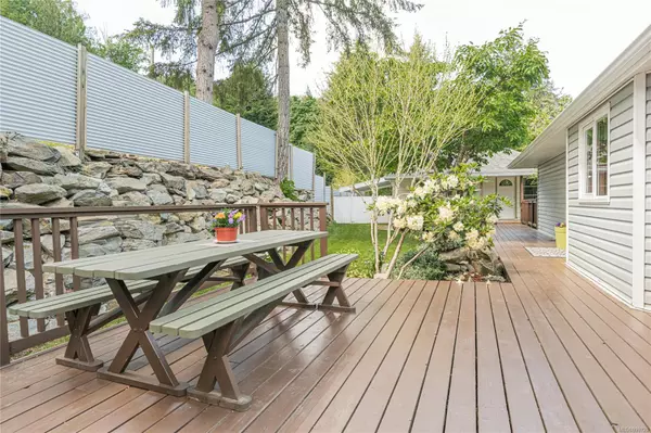 Salt Spring, BC V8K 2G8,141 Cranberry Rd