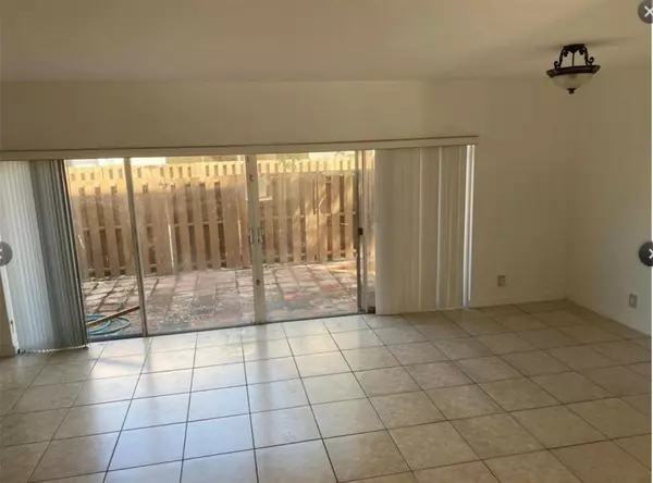 Fort Lauderdale, FL 33324,8233 NW 8th Ct #8233