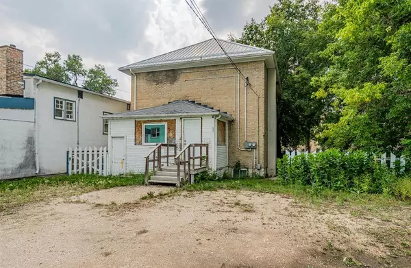 Portage La Prairie, MB R1N 1K9,30 4th ST