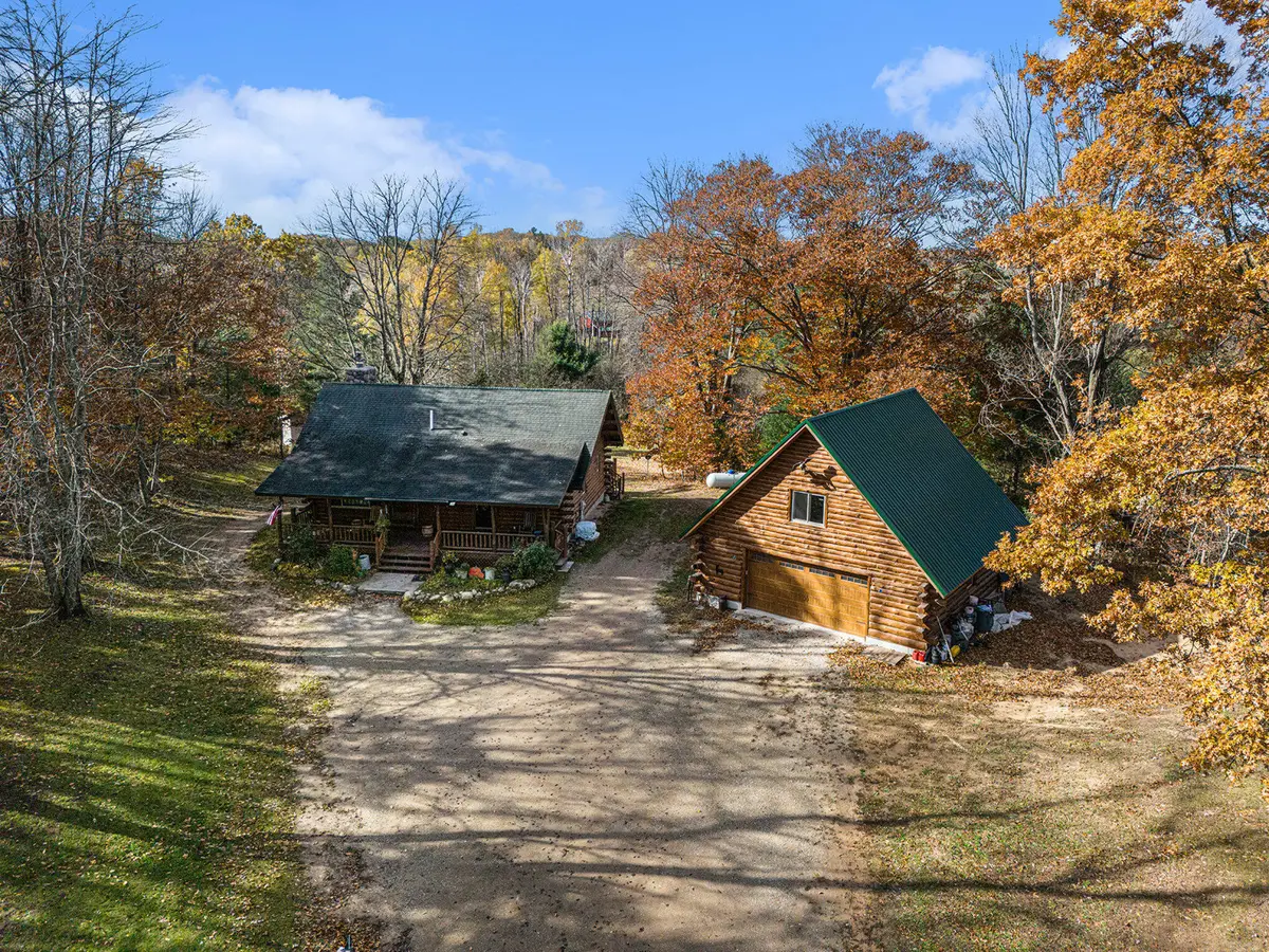 15778 Peters Farm RD, Norman Twp, MI 49644