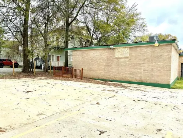 Shreveport, LA 71101,1519 Creswell Avenue