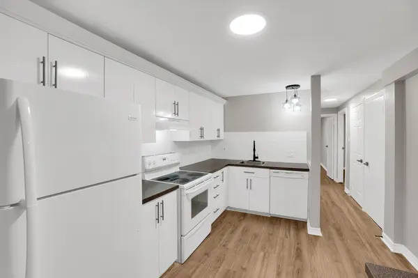 Barrie, ON L4N 5V8,4 Frost TRL #Bsmt