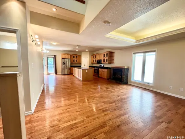 Prince Albert, SK S6V 4G5,211 20th STREET W #4