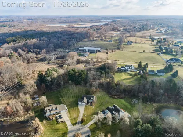 Commerce Twp, MI 48382,2434 Collendale