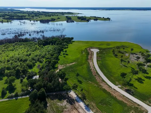 Windom, TX 75492,399 Harborside Terrace