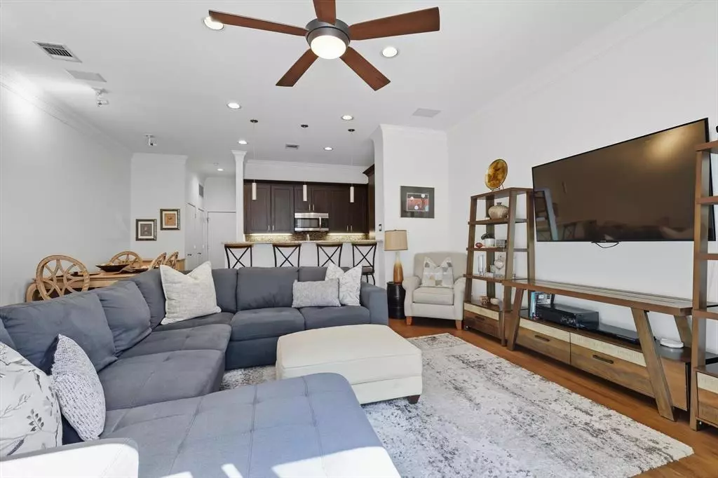 Dallas, TX 75204,4125 Cole Avenue #7