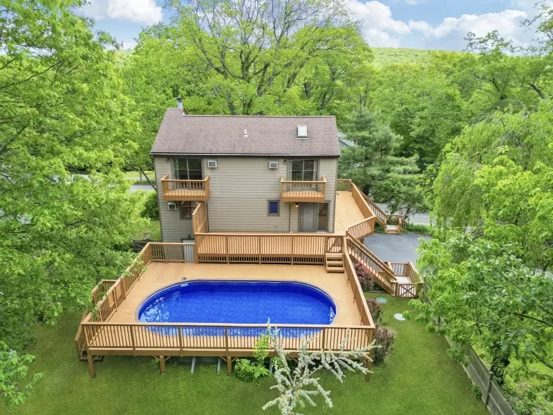 West Milford Twp., NJ 07421,530 Lake Shore Dr