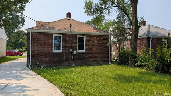 Detroit, MI 48228,9034 Brace ST