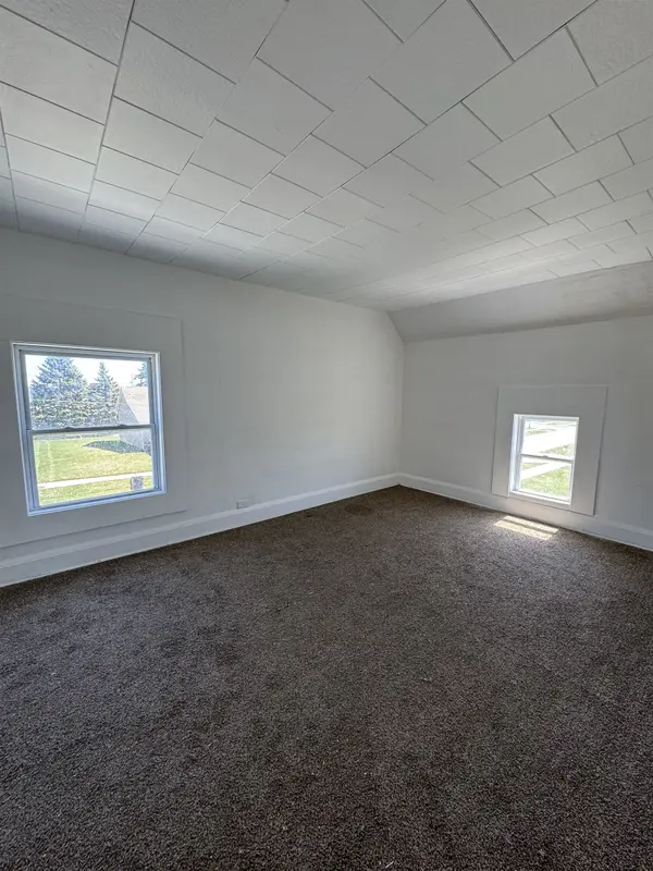 1303 Root ST, Flint, MI 48503