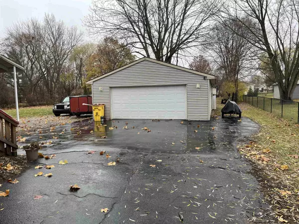 New Baltimore, MI 48047,52511 Washington ST