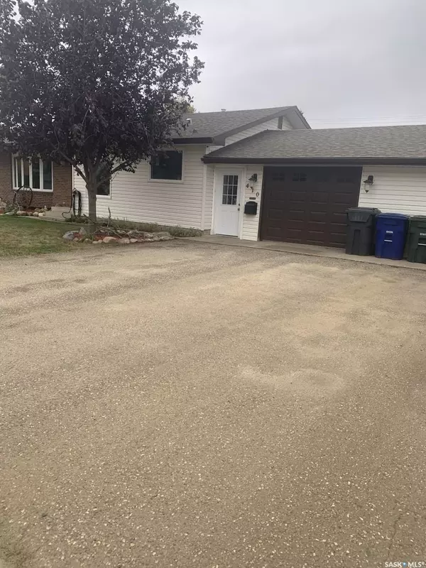Langham, SK S0K 2L0,410 3rd STREET E