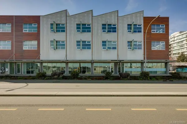 Victoria, BC V9A 3S1,388 Harbour Rd #204